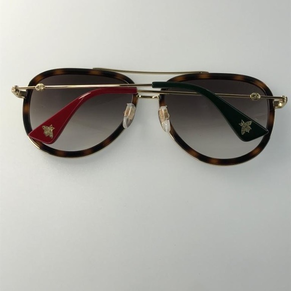 GUCCI Brown Gradient Sunglasses
GG0062S 012 57 - Picture 12 of 15